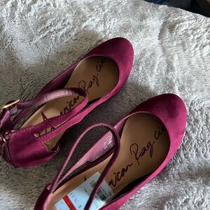 Cute wedge dress shoes